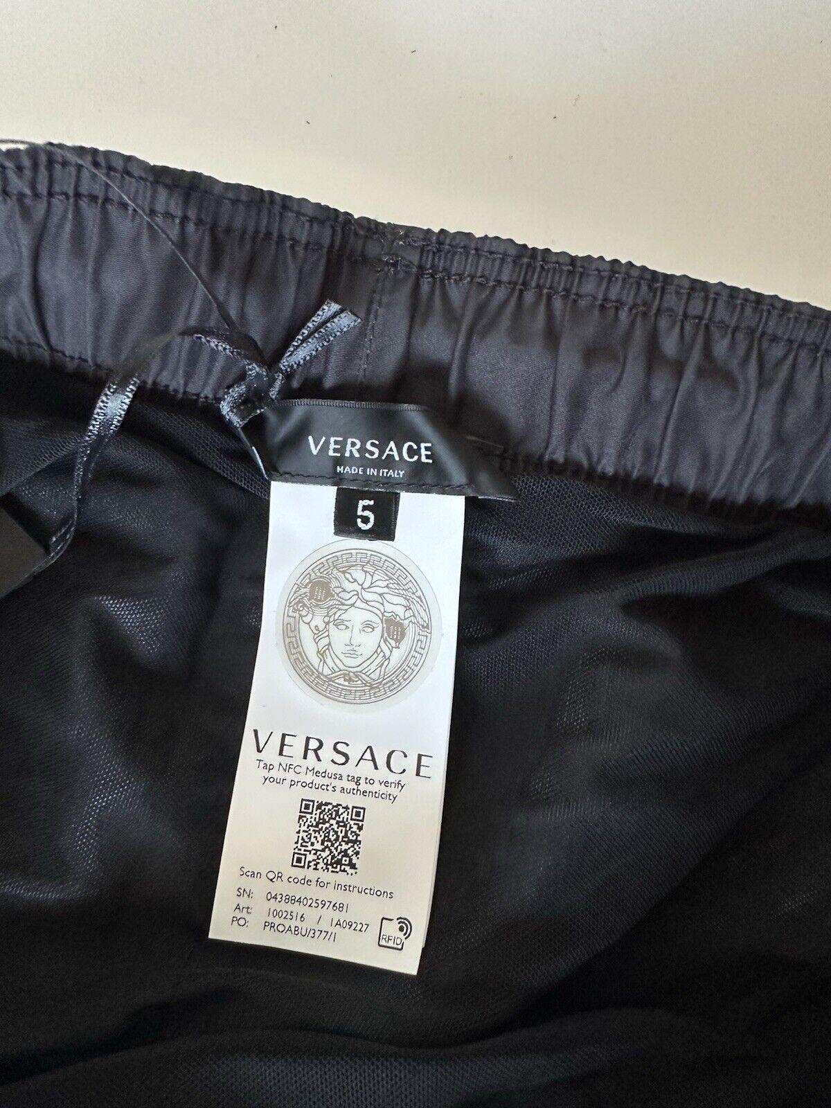 Versace Logo Men's Black Swim Shorts Size 5 (32”) IT 100216 Italy NWT $475