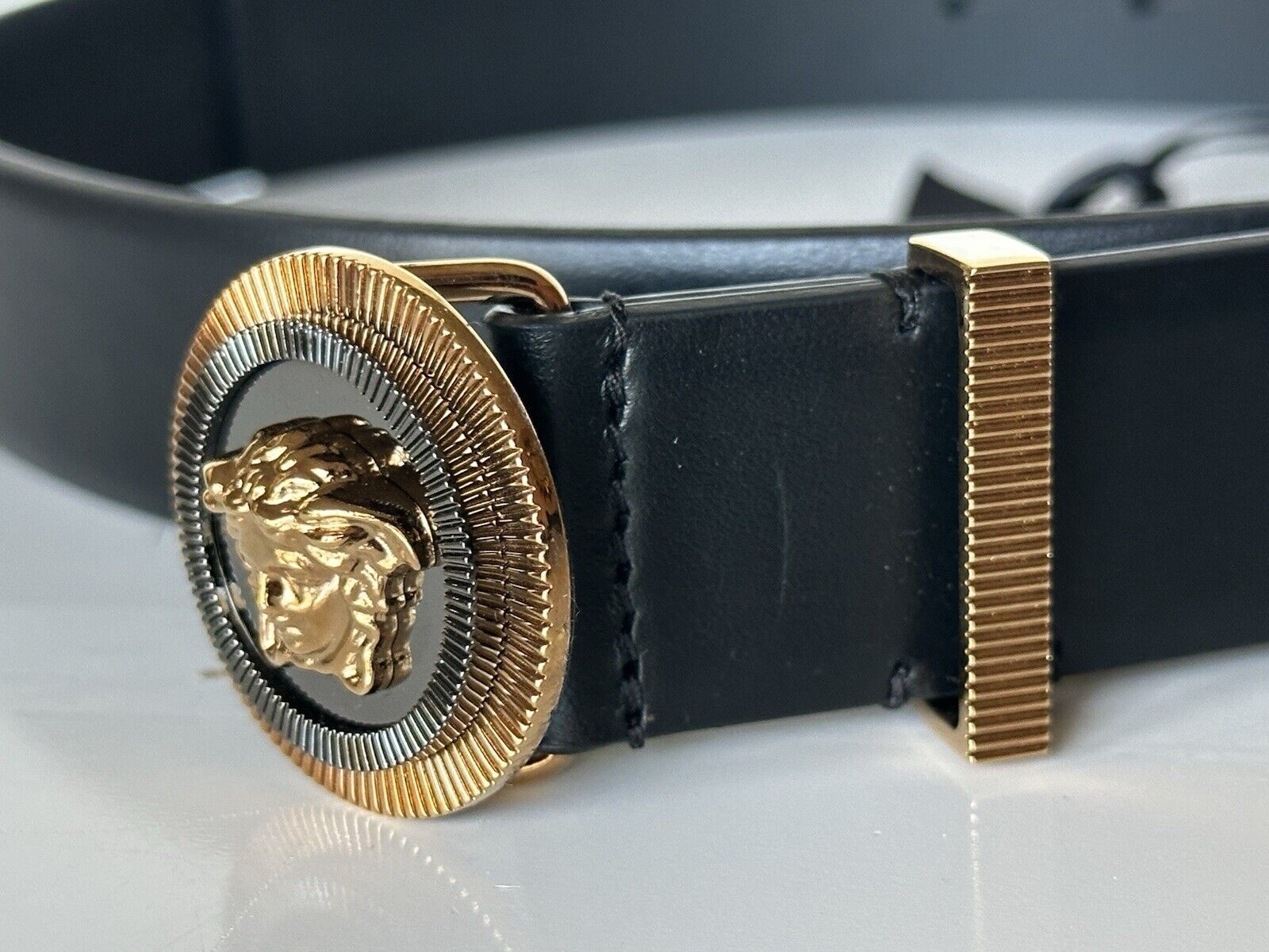 Versace Medusa-Buckle Black Slim Leather Belt 95 (38) Italy 1003760 NWT $550