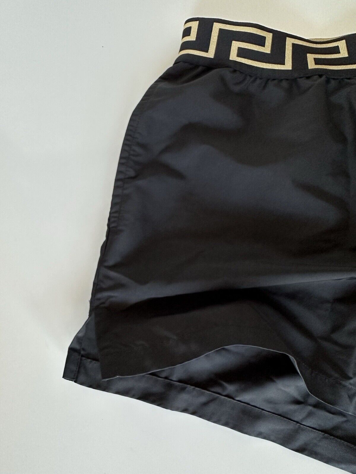 Versace Greek Key Logo Men's Black Short Swim Shorts Size 4 (30”) ABU01022 NWT