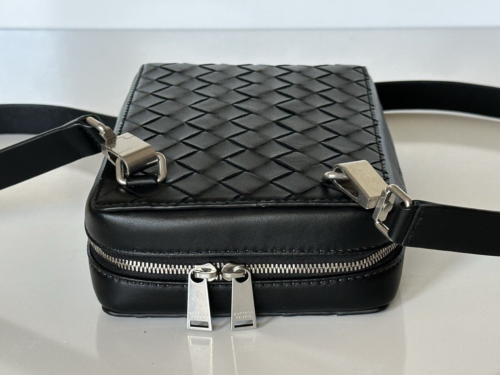 Bottega Veneta Intrecciato Black Leather Vertical Bag Italy 592692 NWT $1850