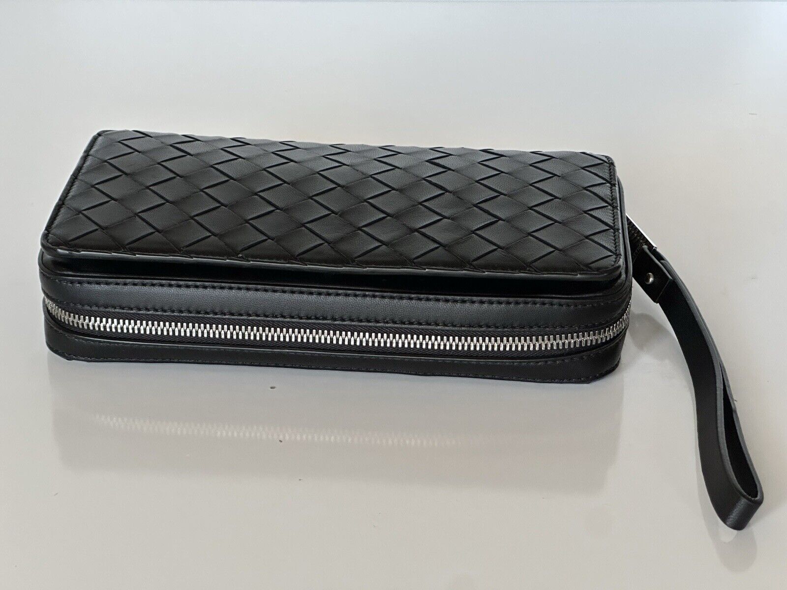 Bottega Veneta Intrecciato Black Multi-functional Leather Case 593321 NWT $1400