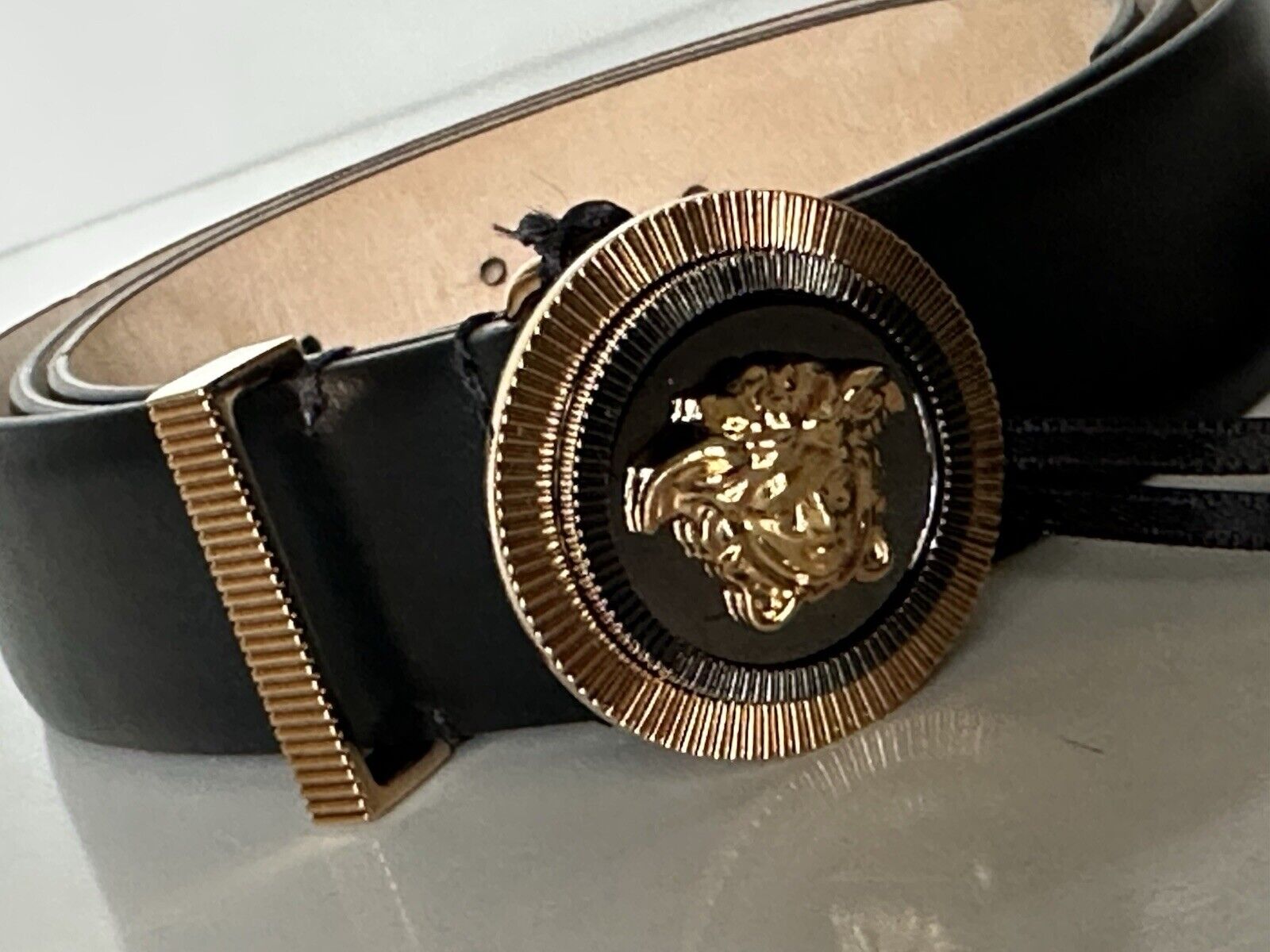 Versace Medusa-Buckle Black Slim Leather Belt 90 (36) Italy 1004009 NWT $550