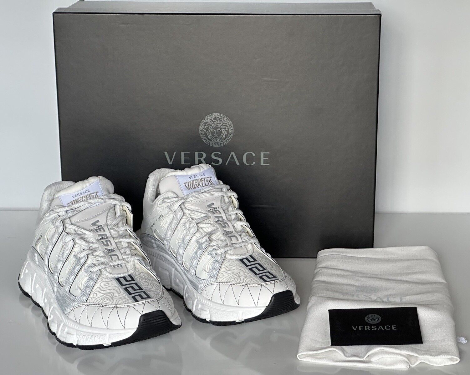 Versace Women’s Trigreca Barocco Sneakers White 8.5 (38.5 Eu) IT 104182 NIB $950