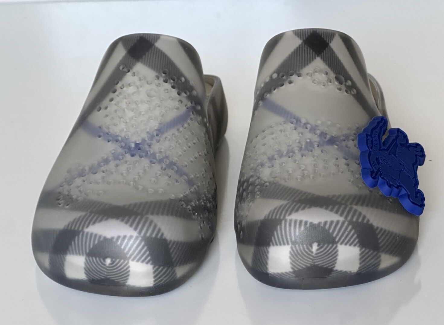 Burberry Women’s Stingray Rubber Lichen IP Check Sandals 7 (37) 8088959 NIB $570