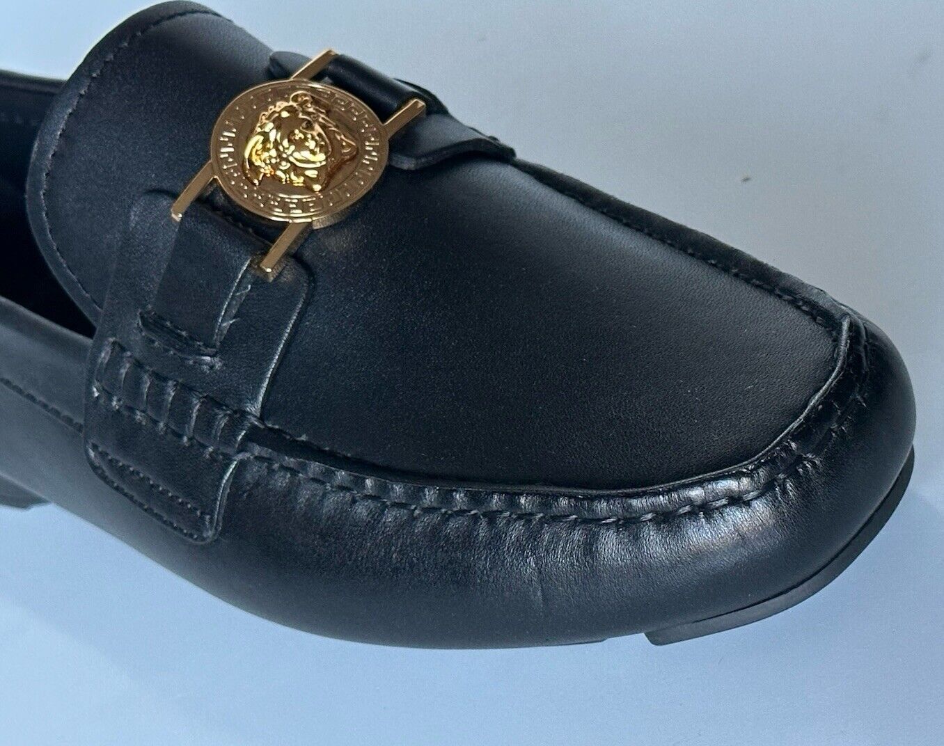 VERSACE Medusa Men's Black Leather Driver Shoes 6.5 US (39.5 Euro) DSU6014S NIB