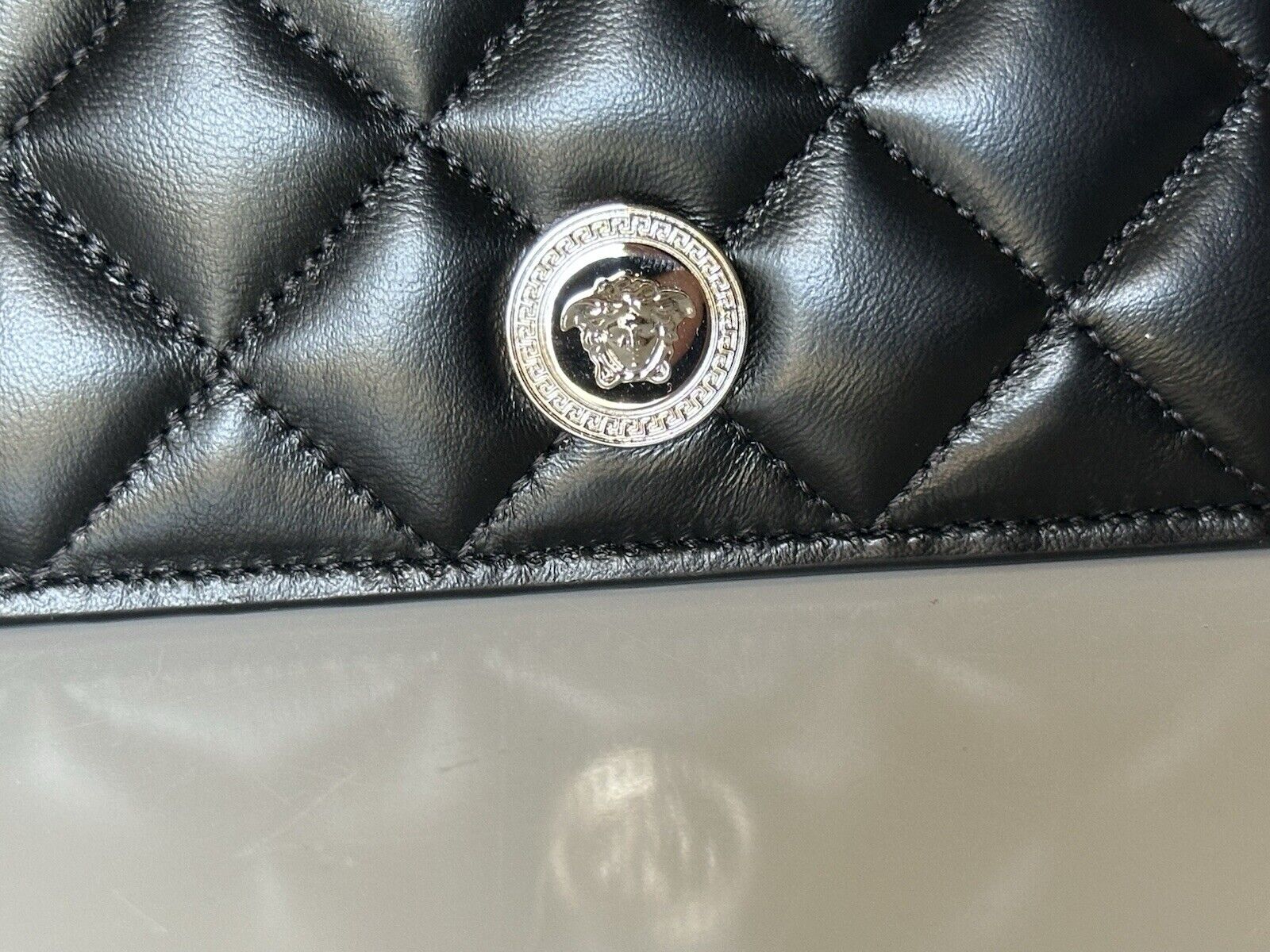 Versace Medusa Head Quilted Black Leather Zipper Card Wallet 1013357 NWT $350