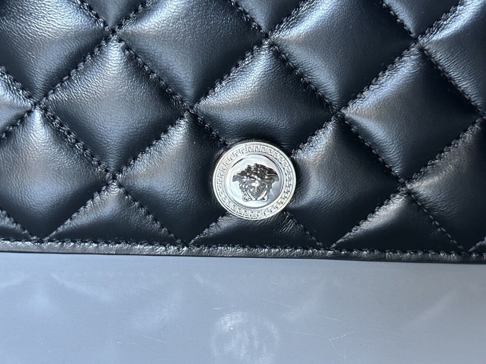 Versace Medusa Head Quilted Black Leather Zipper Card Wallet 1013357 NWT $350