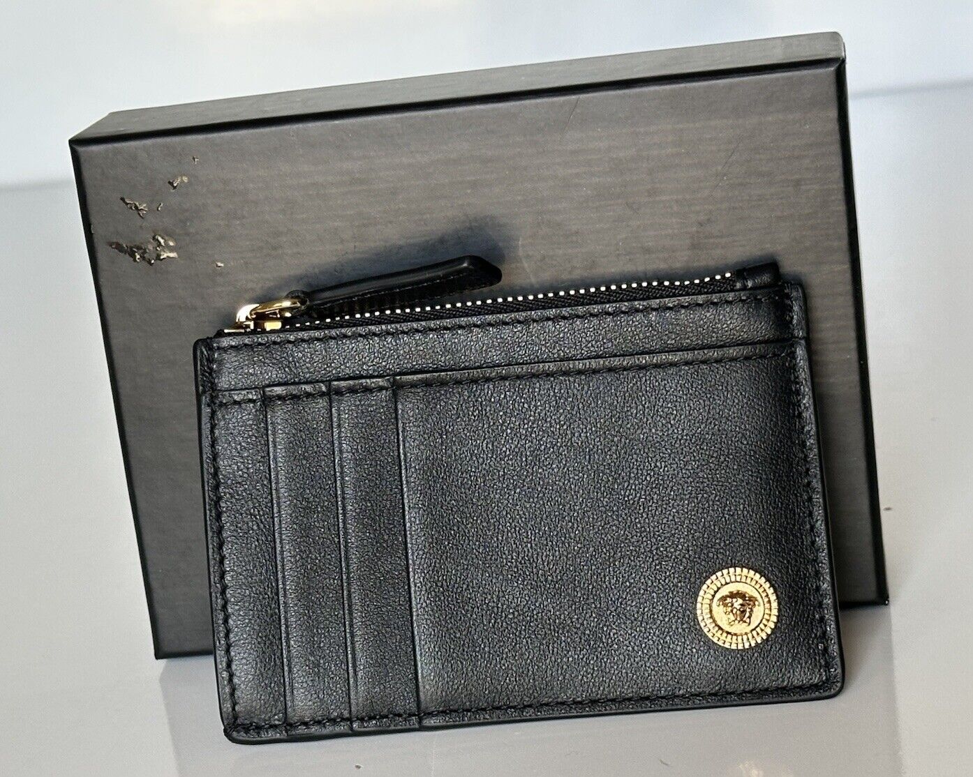 Versace Medusa Head Black Calf Leather Zipper Card Wallet 1006197 Italy NWT $375