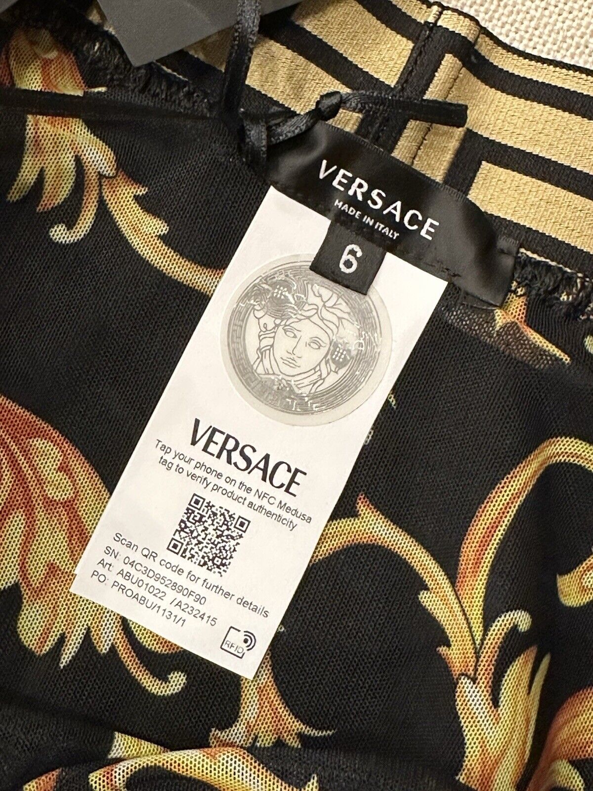 Versace Greek Key Logo Men's Black Short Swim Shorts Size 6 (34”) ABU01022 NWT