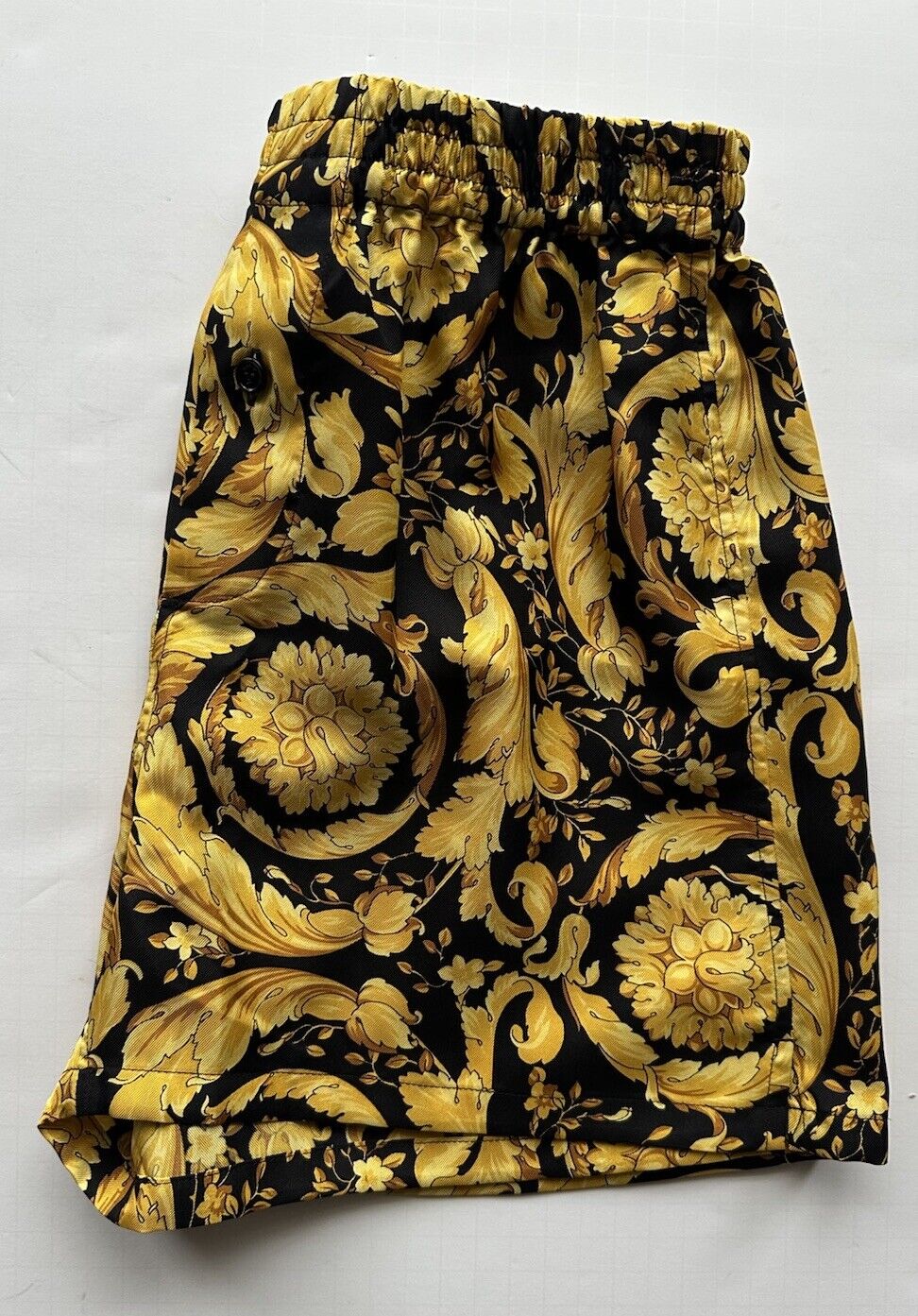 Versace Barocco Print Logo Women’s Silk Black/Gold Shorts 1 US AUD05063 NWT $625