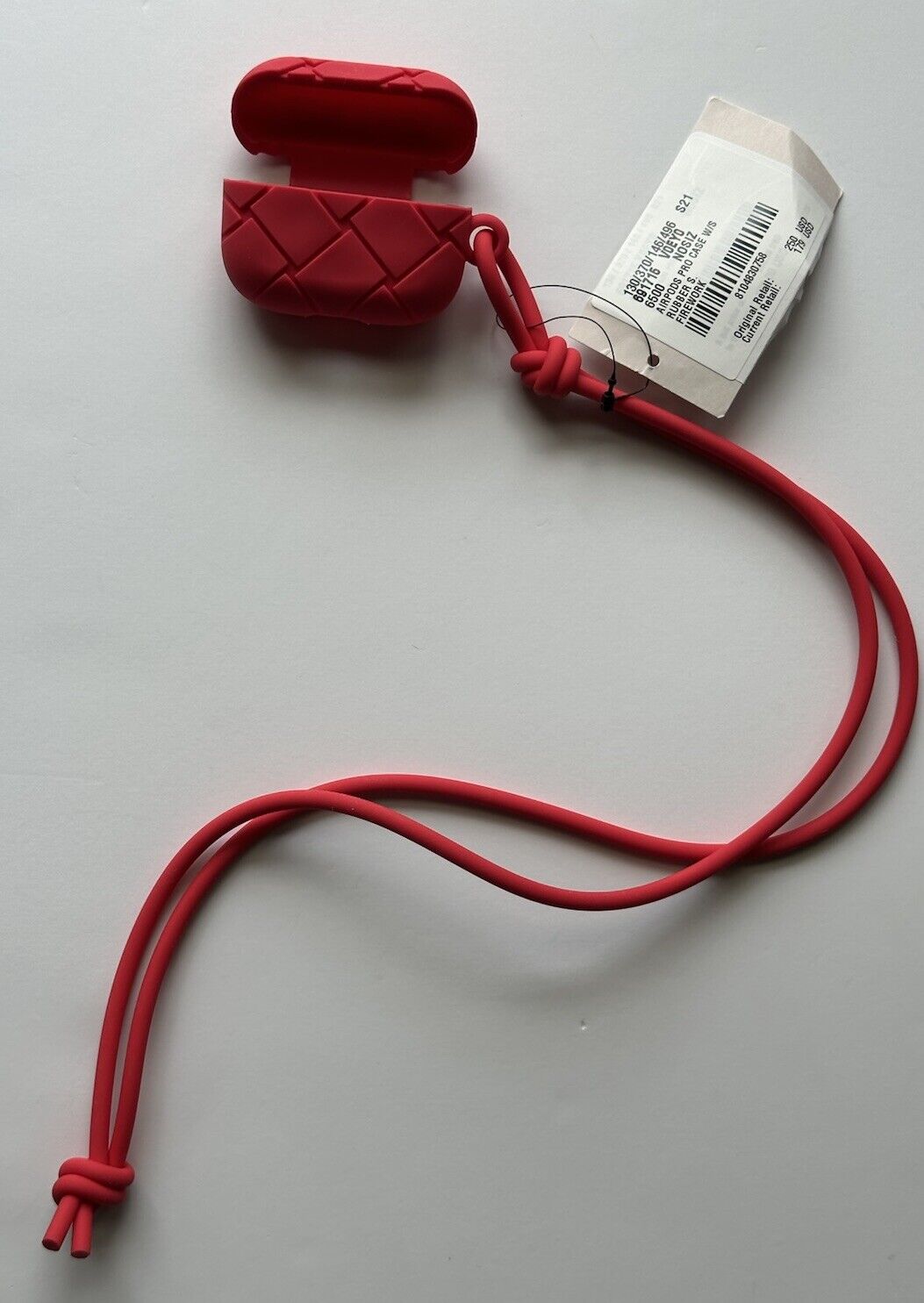 Bottega Veneta Intrecciato AirPod Pro Rubber Case with Strap Red 691715 NWT $250