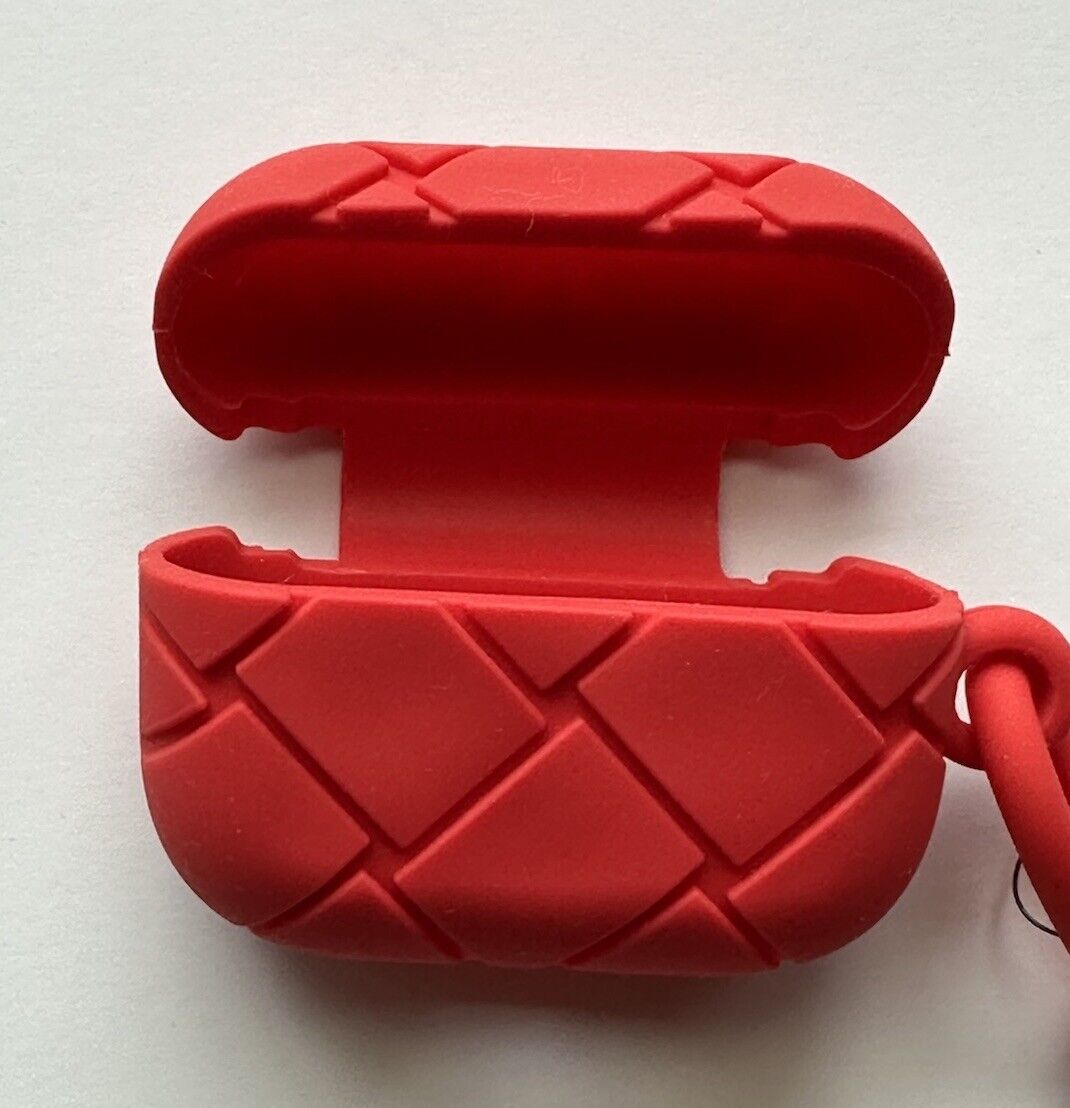 Bottega Veneta Intrecciato AirPod Pro Rubber Case with Strap Red 691715 NWT $250