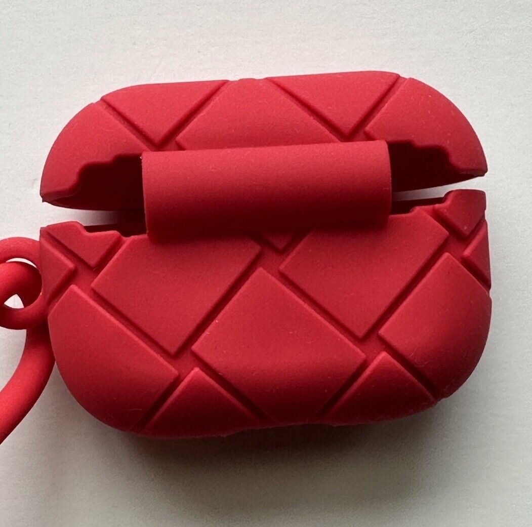 Bottega Veneta Intrecciato AirPod Pro Rubber Case with Strap Red 691715 NWT $250