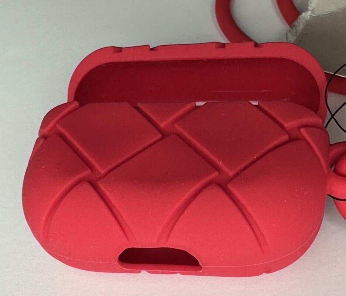 Bottega Veneta Intrecciato AirPod Pro Rubber Case with Strap Red 691715 NWT $250