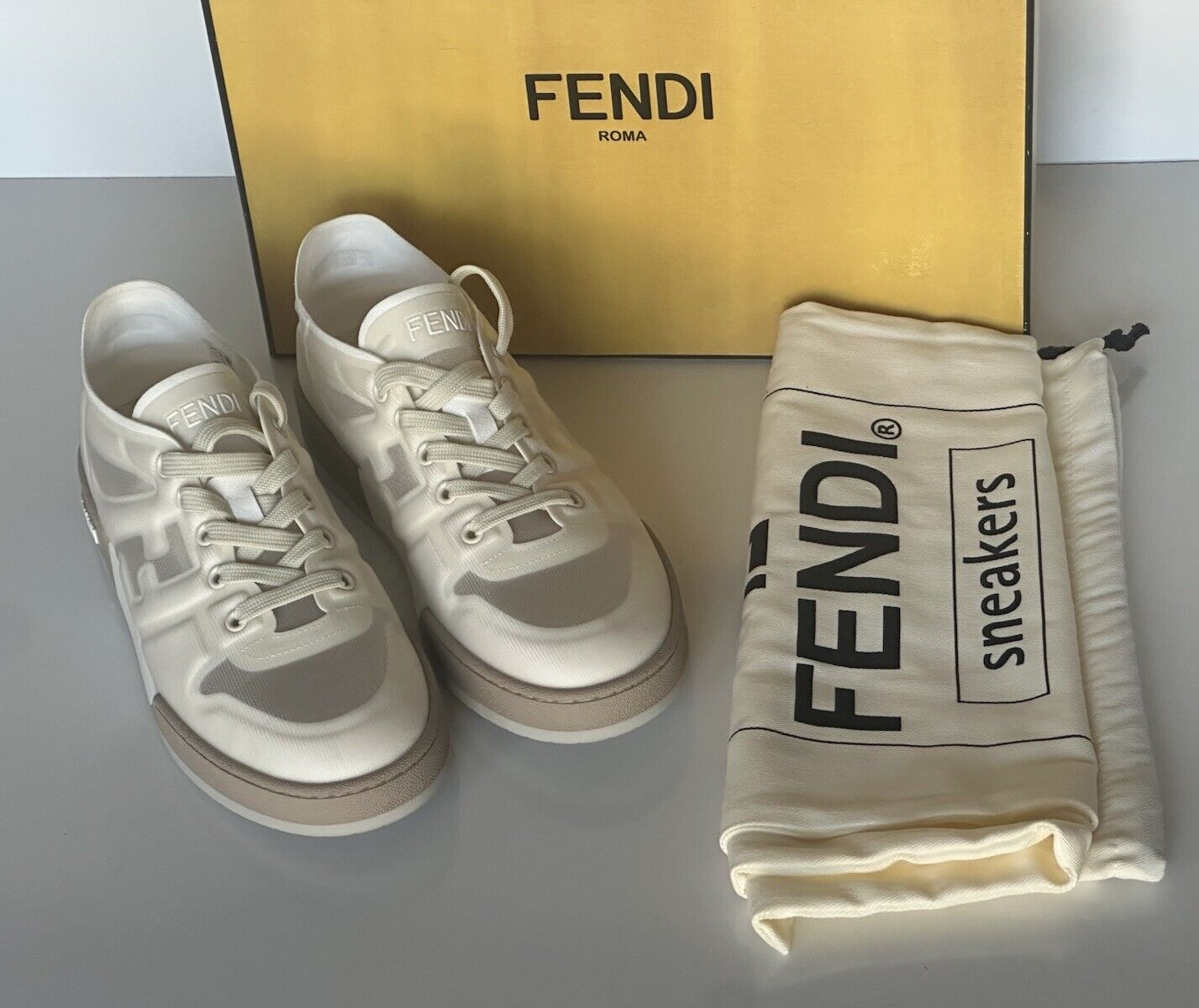 Fendi Mesh Women's White Low Top Sneakers 9 US (39 Euro) 8E8415 Italy NIB