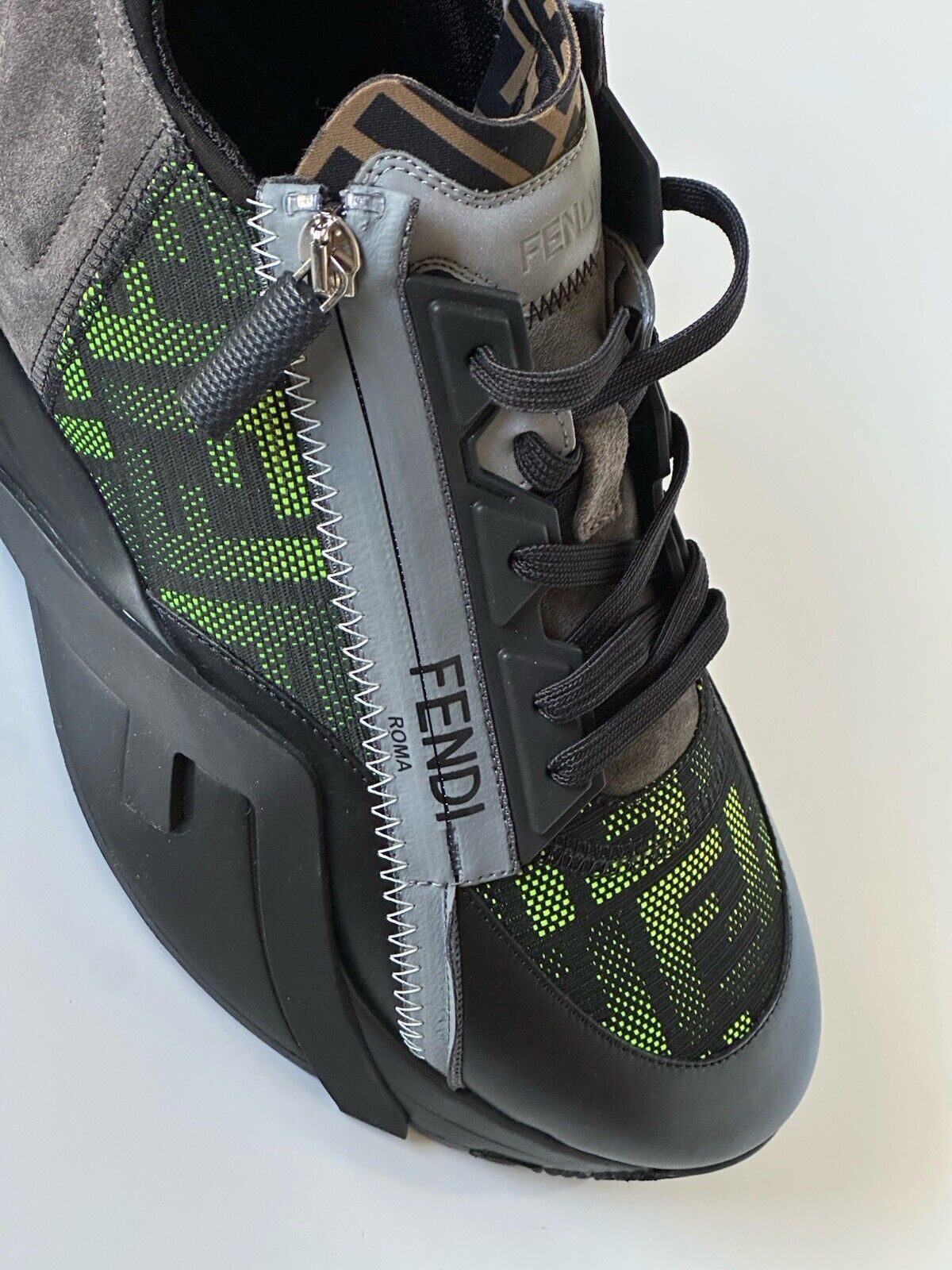 Fendi Flow Men's Black/Green Sneakers 11 US (Fendi 10) 7E1392 Italy NIB $995