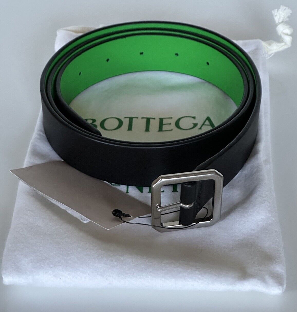 Bottega Veneta Reversible Leather Black/Green Belt 42/105 Italy 690693 NWT $490