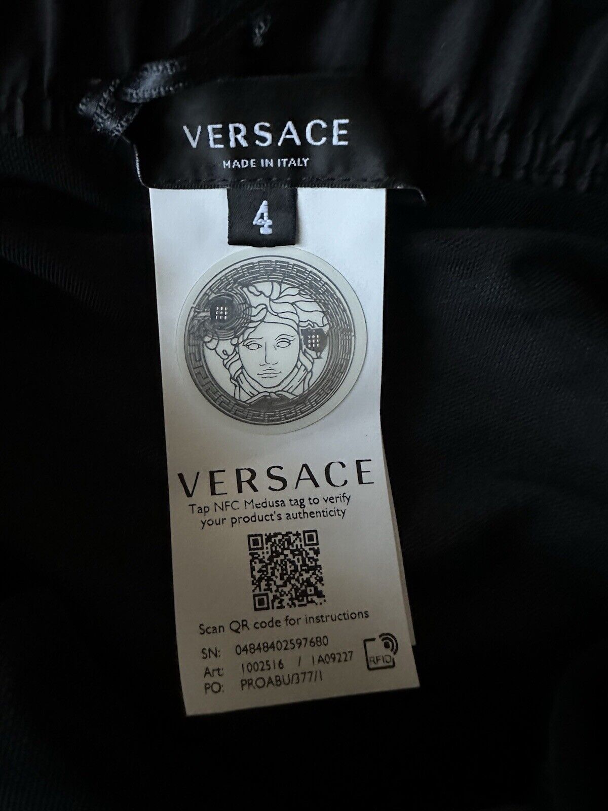 Versace Logo Men's Black Swim Shorts Size 4 (31”) IT 1002516 Italy NWT $475