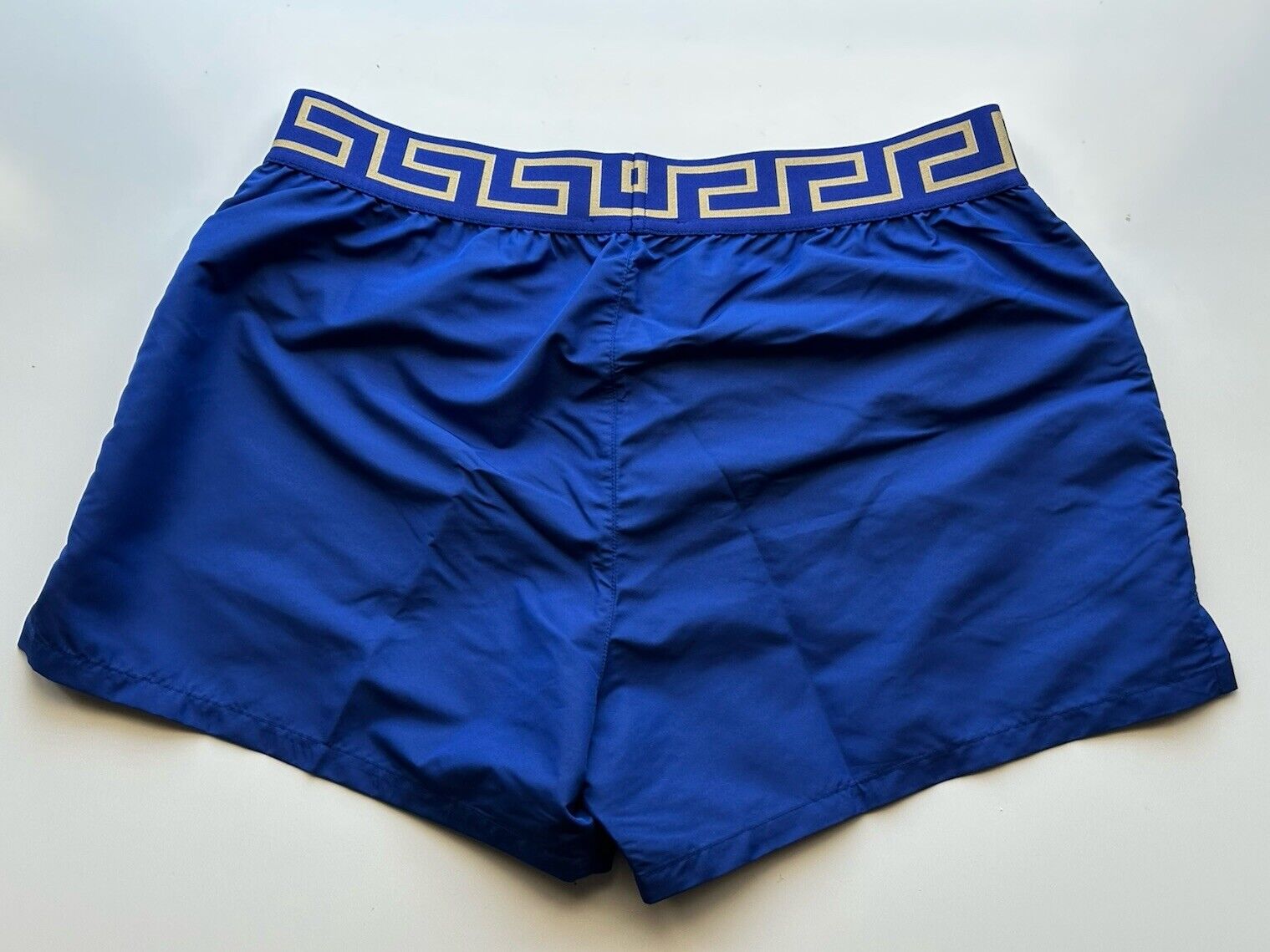 Versace Greek Key Logo Mens Blue/Gold Swim Shorts Size 4 (30”) ABU01022 NWT $325