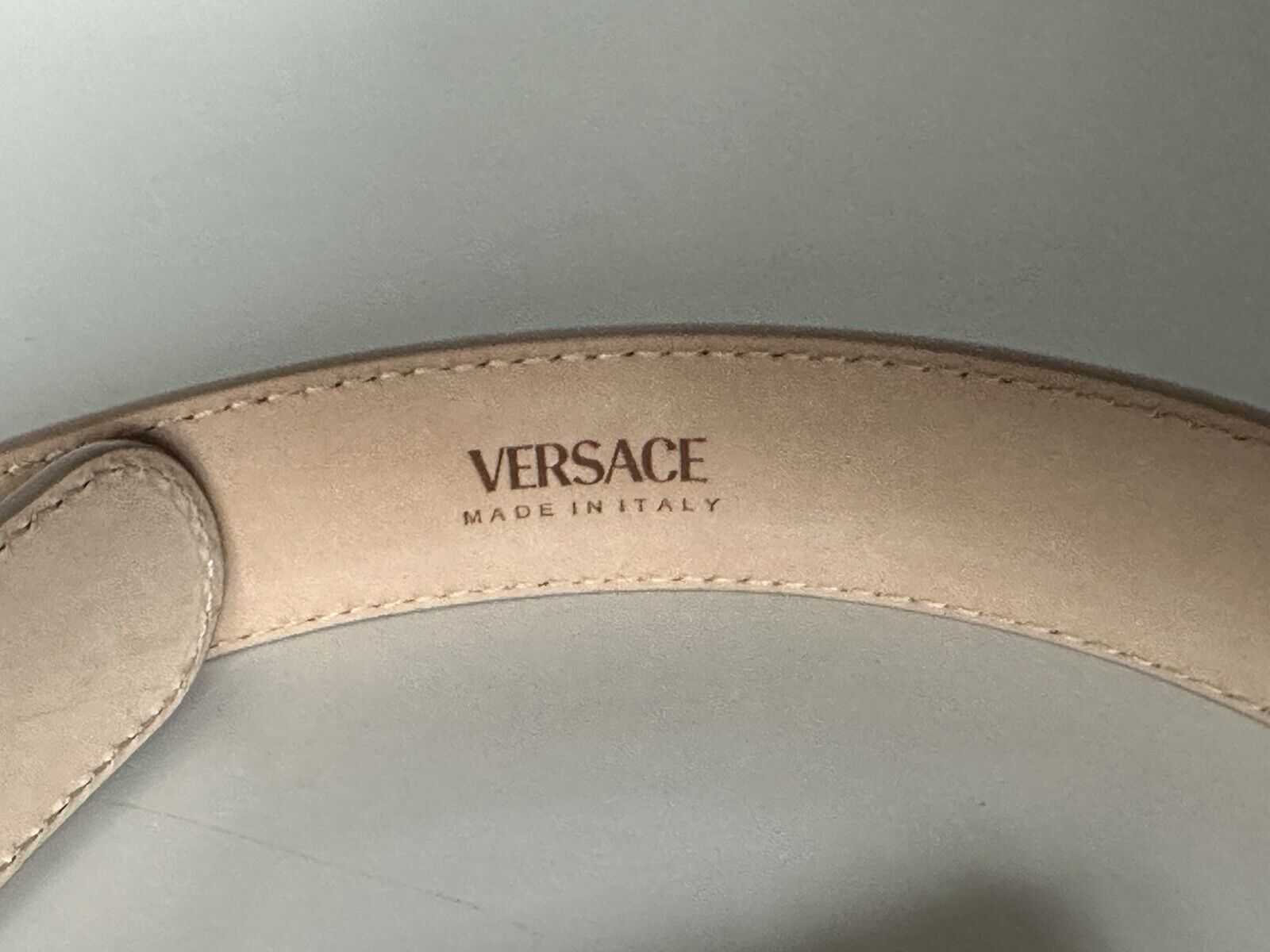 Versace Light Sand/Gold Calf Leather Belt 75 (30) Italy 1015067 NWT