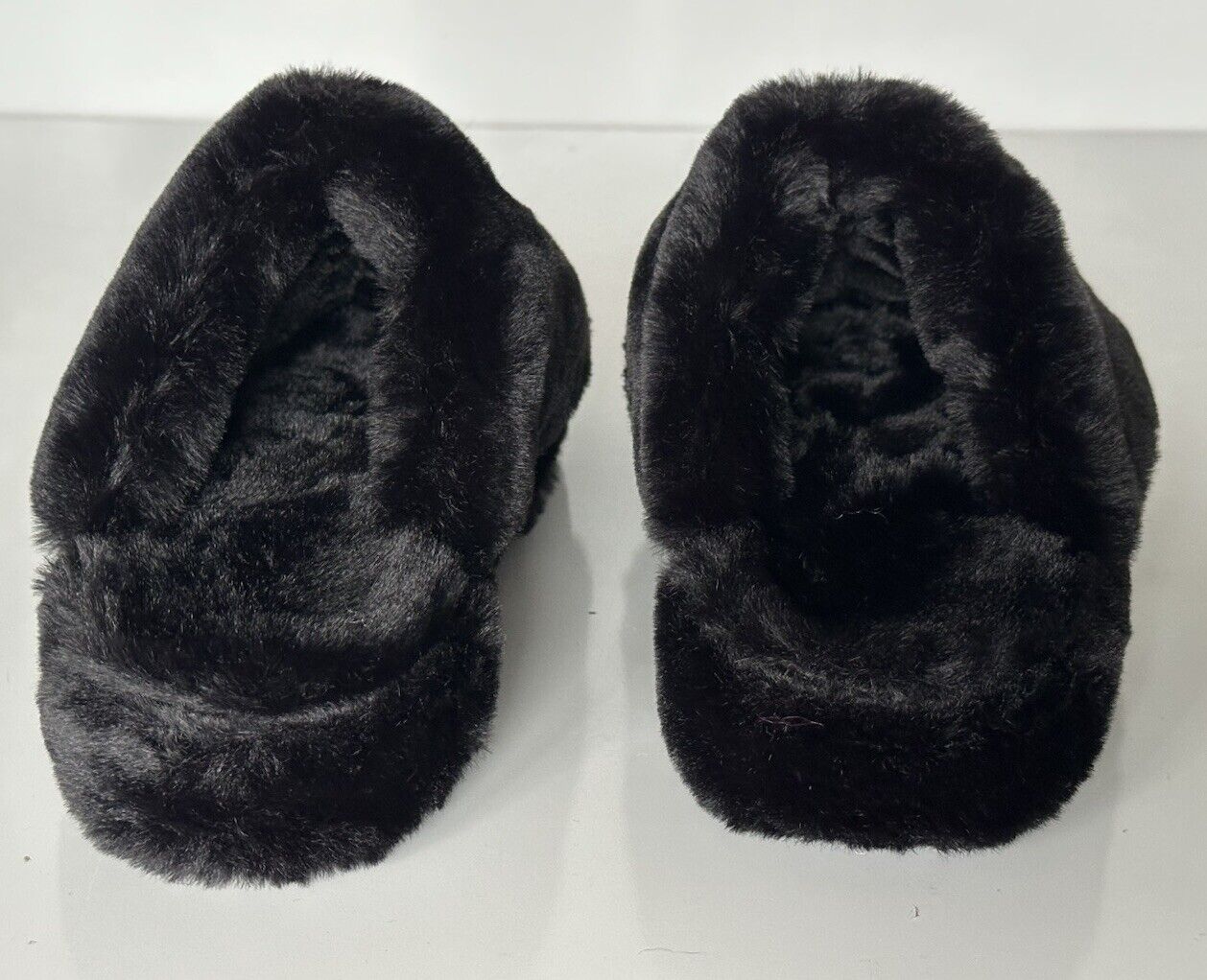 VERSACE Medusa Women's Black Fur Slippers 7 US (37 Euro) Italy ZSL000008 NIB