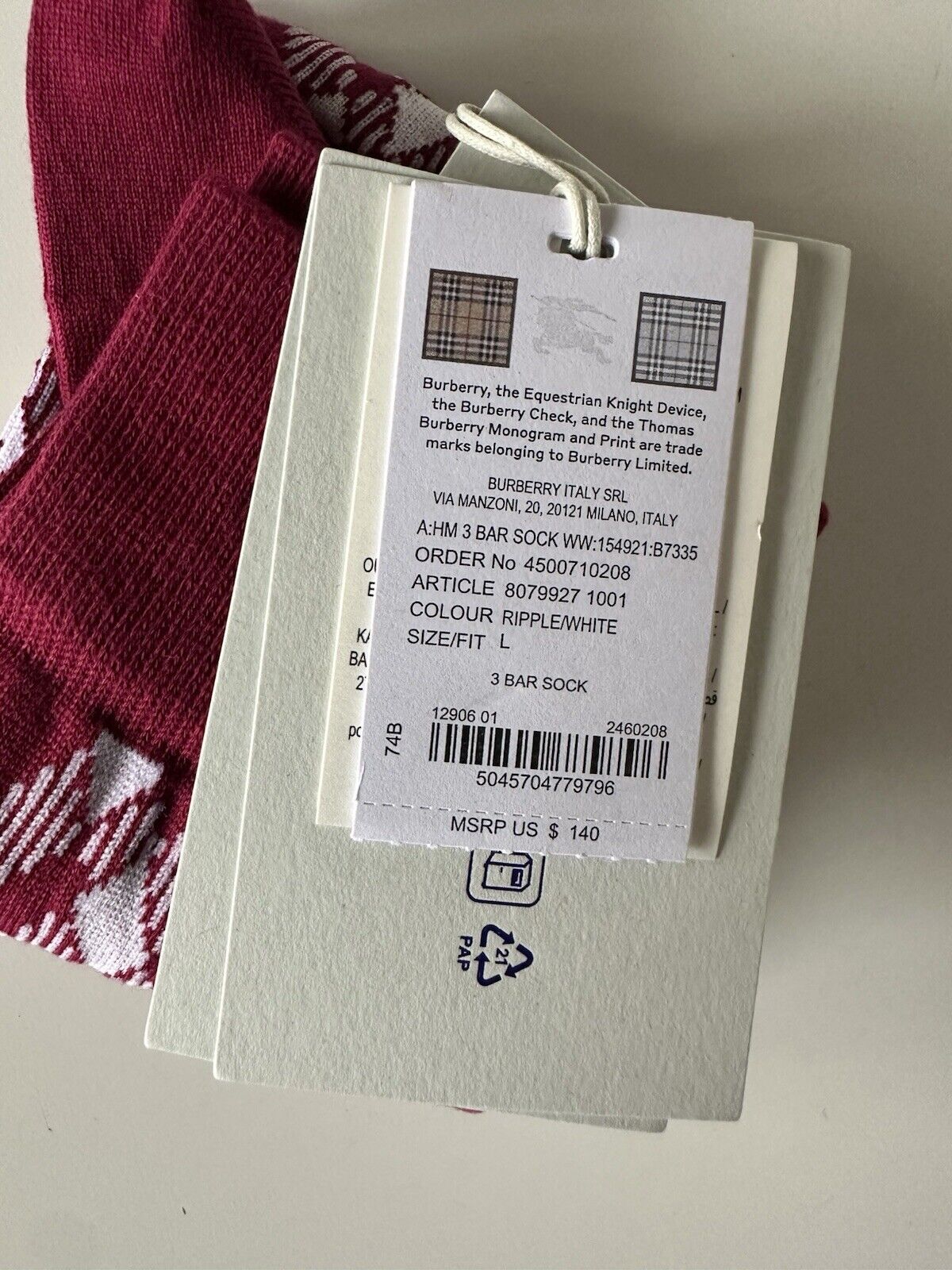 Burberry 3 Bar Socks Ripple/White L (11-12 US / 41-42 Euro) 8079927 NWT $140