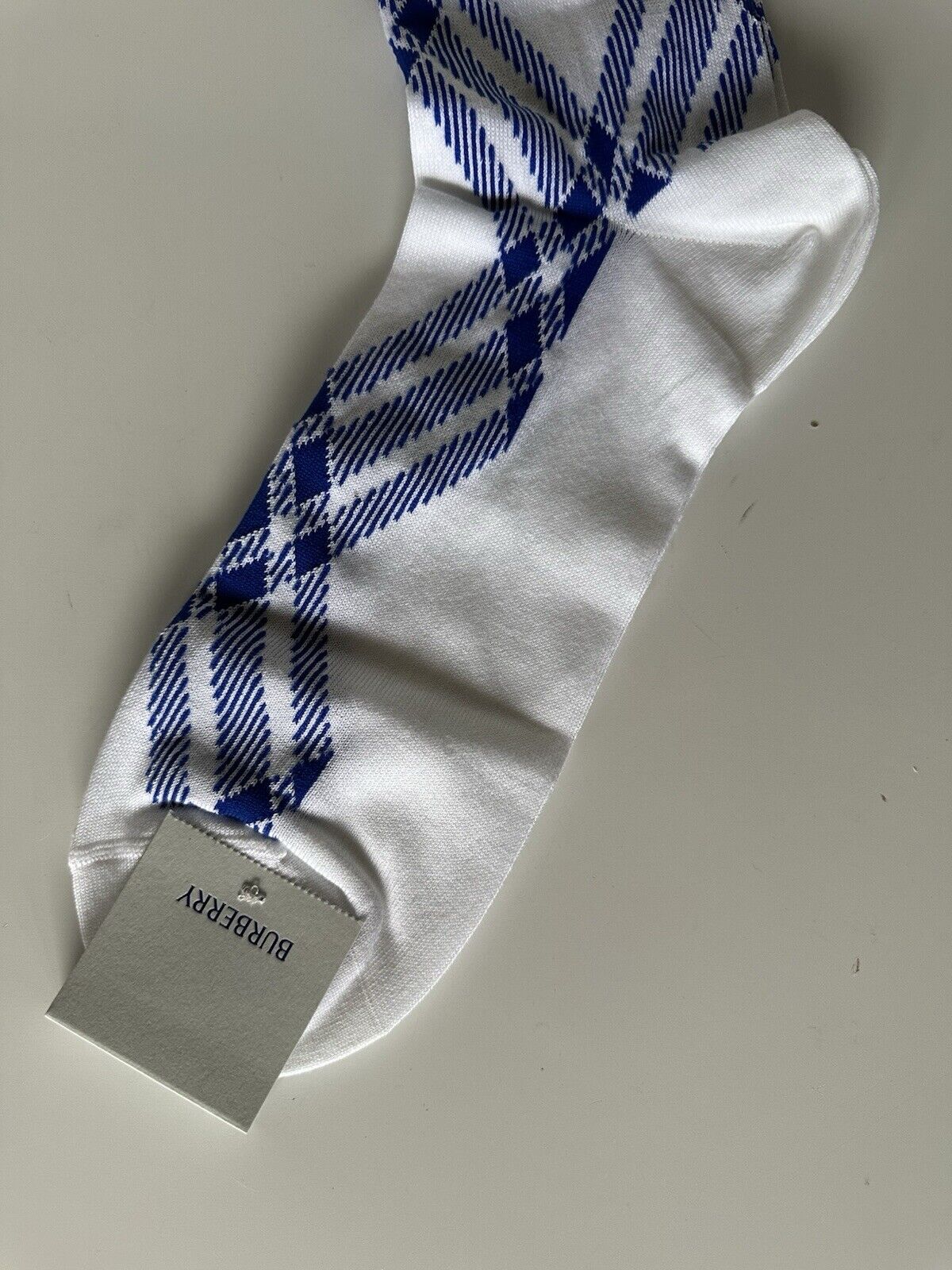 Burberry 3 Bar Socks White/Knight M (8-10 US / 38-40 Euro) 8079929 NWT $140