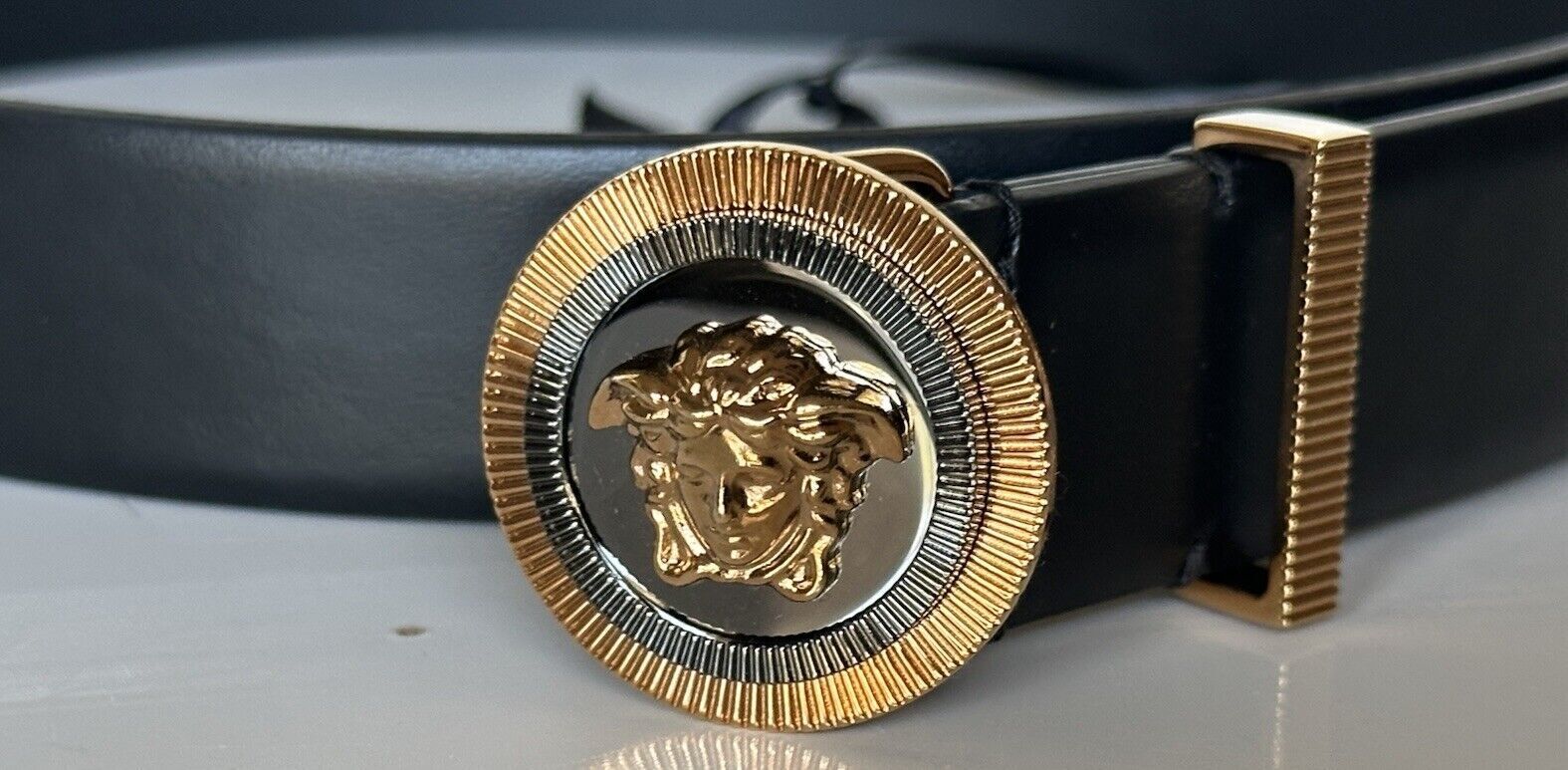 Versace Medusa-Buckle Black Slim Leather Belt 110 (44) Italy 1003760 NWT $550