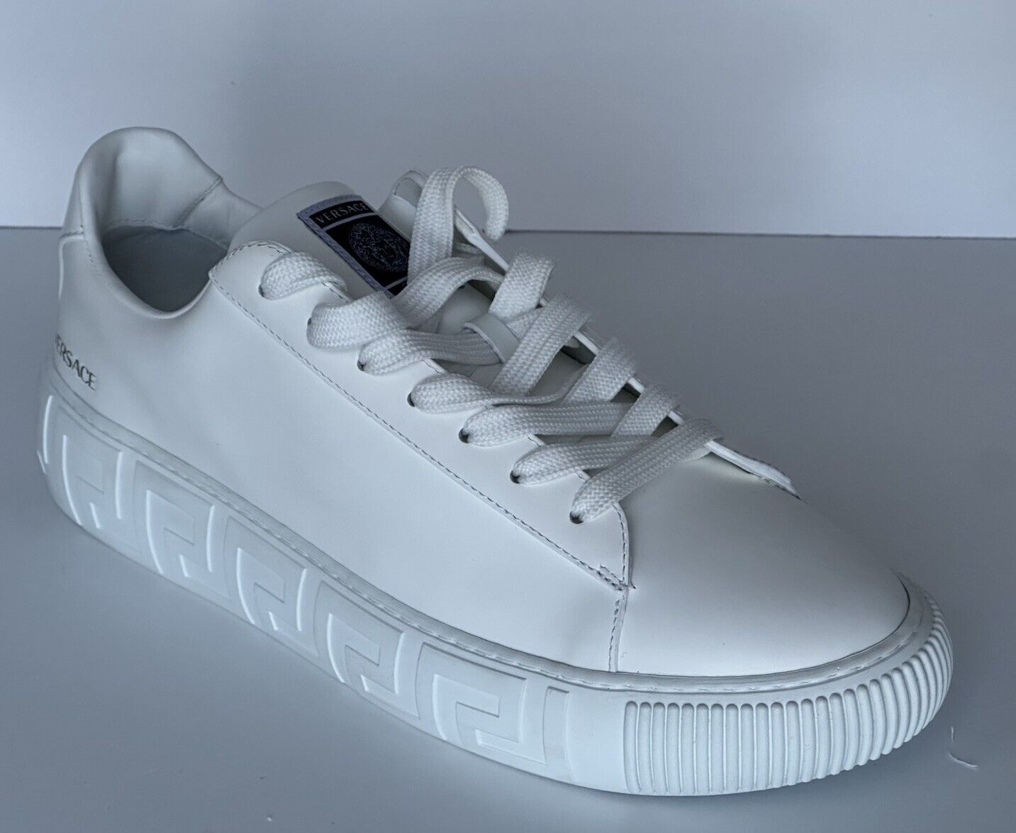 Versace Men's White Leather Sneakers 13.5 US (46.5 Euro) Italy DSU8404