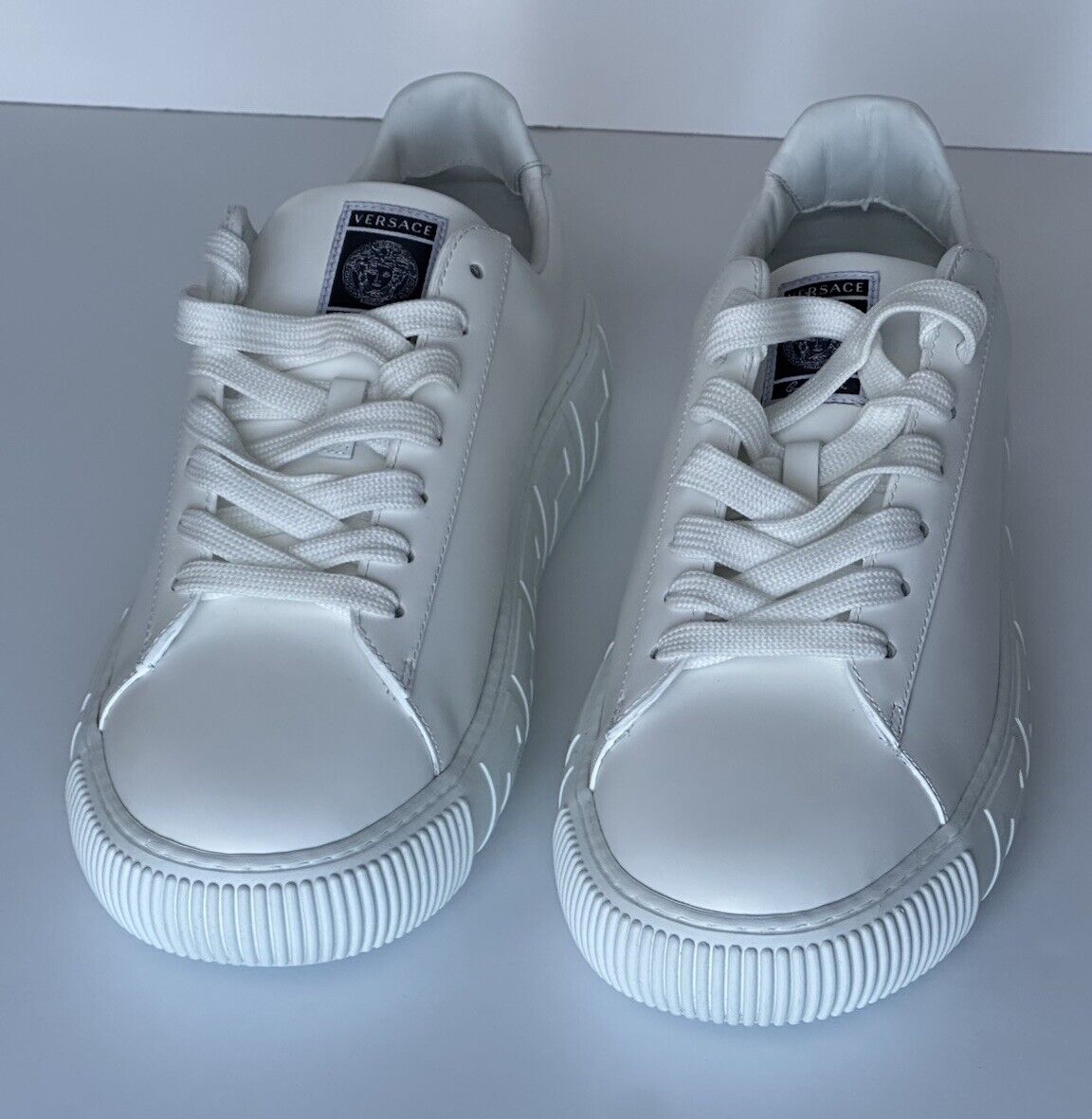 Versace Men's White Leather Sneakers 13.5 US (46.5 Euro) Italy DSU8404