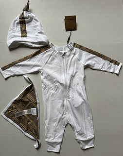 Burberry Claude Mini Check Panel Romper, Hat&Bib Set White 12M 80484071 NWT $300