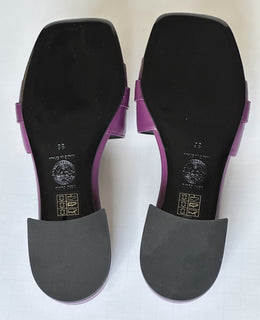 VERSACE Medusa Women's Plum Sandals 6 US (36 Euro) 1014748 Spain NIB $900