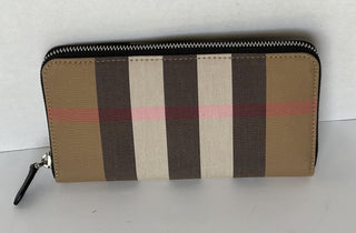Burberry IP Check Large Zip Around Wallet Taupe Brown 8084560 NWT $630