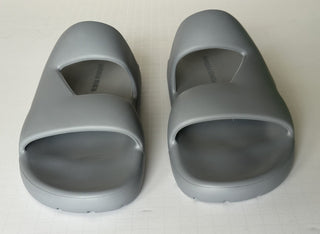 Bottega Veneta Rubber Vapor Ultra-lightweight Sandals 7 US (40 Euro) 6910103 NIB
