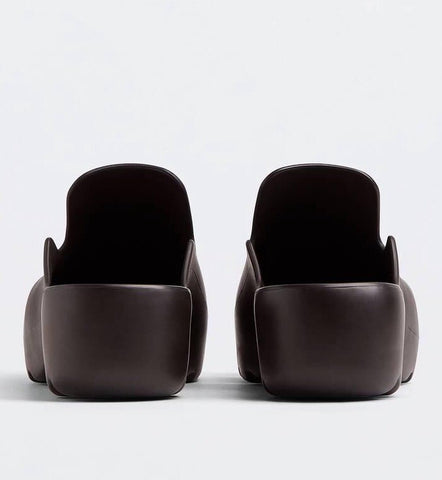 Bottega Veneta Rubber Fondant Sandals Clogs 8 US (41 Euro) 690102 NIB $650