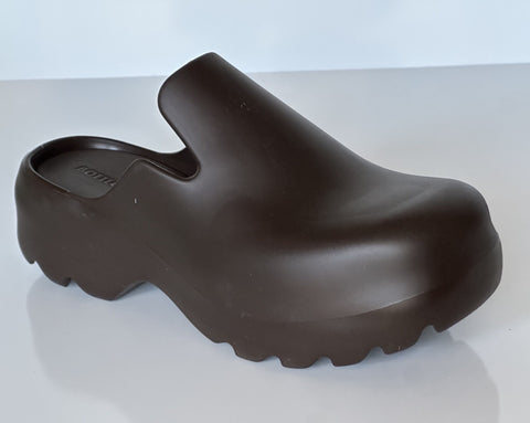 Bottega Veneta Rubber Fondant Sandals Clogs 8 US (41 Euro) 690102 NIB $650
