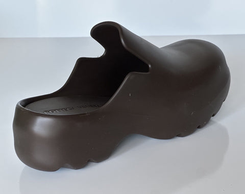 Bottega Veneta Rubber Fondant Sandals Clogs 8 US (41 Euro) 690102 NIB $650