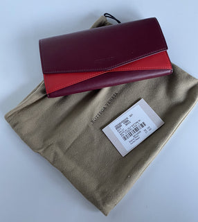 Bottega Veneta Leather Continental Bordeaux/Bright Red Wallet 608260 NWT $790