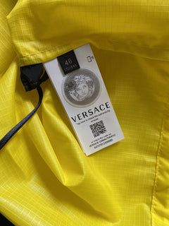 Versace Men's Button Down Yellow Raincoat Jacket S (46 Euro) A85203 IT NWT $1150