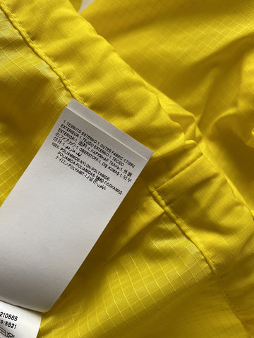 Versace Men's Button Down Yellow Raincoat Jacket L (50 Euro) A85203 IT NWT $1150