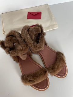 Valentino Garavani Mink Fur & Leather Ankle-Strap Flat Sandals 7.5 US NIB $1375