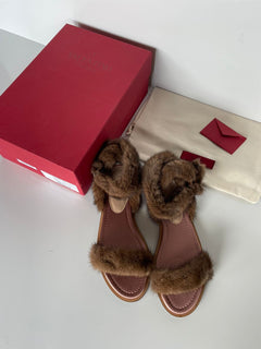 Valentino Garavani Mink Fur & Leather Ankle-Strap Flat Sandals 7.5 US NIB $1375