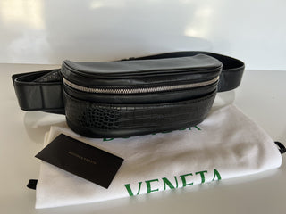 Bottega Veneta Alligator Leather Black Belt / Waist / Body Bag 578140 NWT $6300