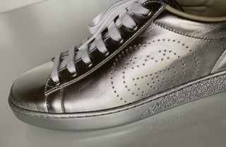 Gucci Ace Men's Low-top Silver Sneakers 10.5 US (Gucci 10) 660266  Italy NIB