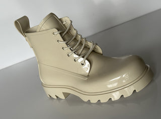 Bottega Veneta Shiny Rubber White Ankle Boots 8 US (41 Euro) 676884 IT NIB $890