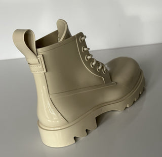 Bottega Veneta Shiny Rubber White Ankle Boots 8 US (41 Euro) 676884 IT NIB $890