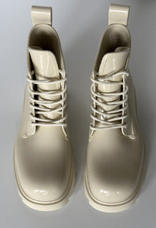 Bottega Veneta Shiny Rubber White Ankle Boots 8 US (41 Euro) 676884 IT NIB $890