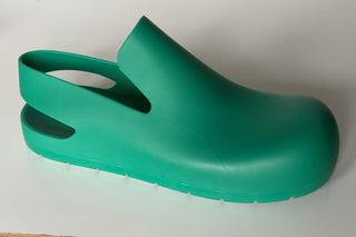 Bottega Veneta  Matt Rubber Turquoise Sandals 8 US (41 Euro) 658767 IT NIB $600