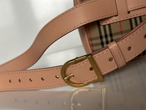 Burberry Peach Women's Leather Link Bum Belt/Waist/Body Bag 80075101 NWT $910