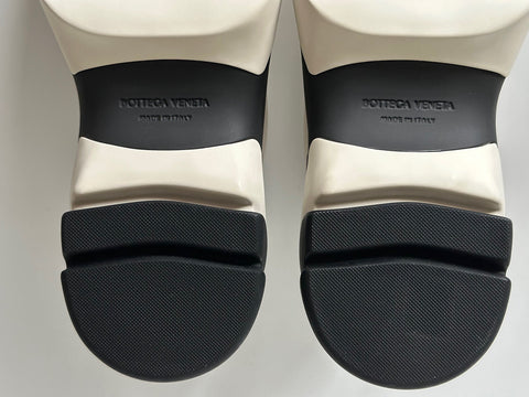 Bottega Veneta Men's Neutral Lagoon Nappa Leather Sneakers 8 US 667069 NIB $890